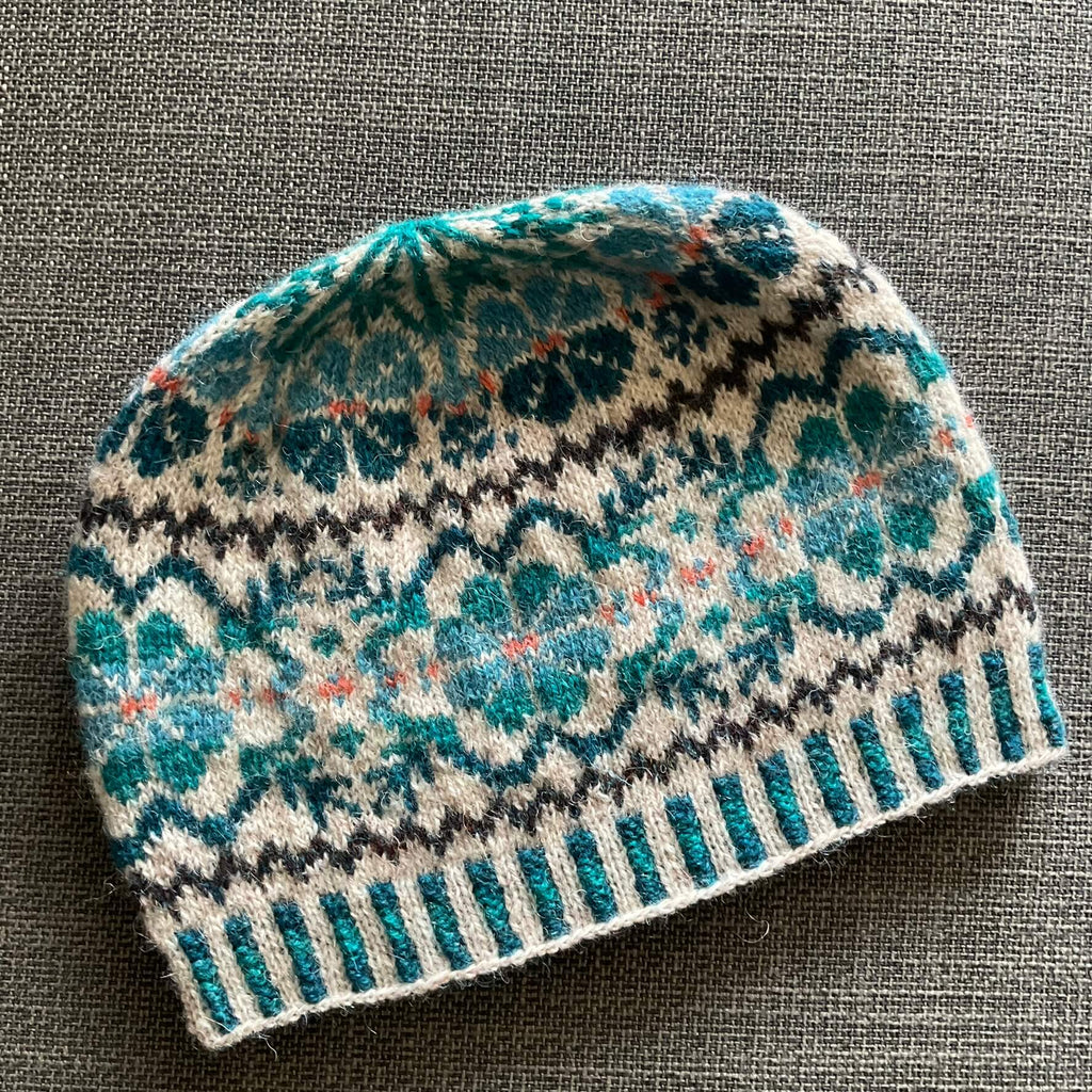 Buggiflooer Beanie