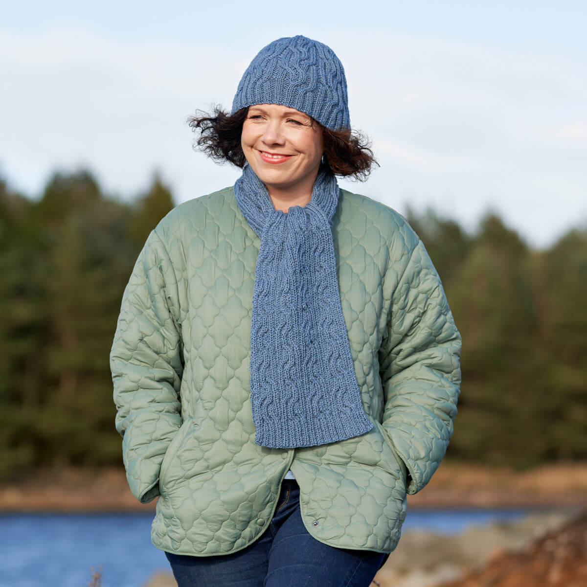 Free DK knitting pattern, scarf and hat mens women kids – The Woolly Brew