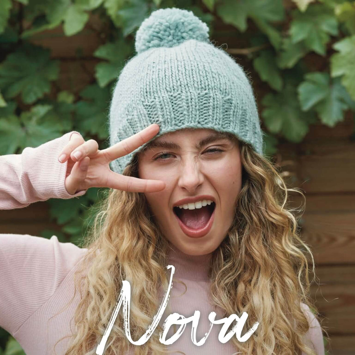 Free DK knitting pattern, scarf and hat mens women kids – The Woolly Brew