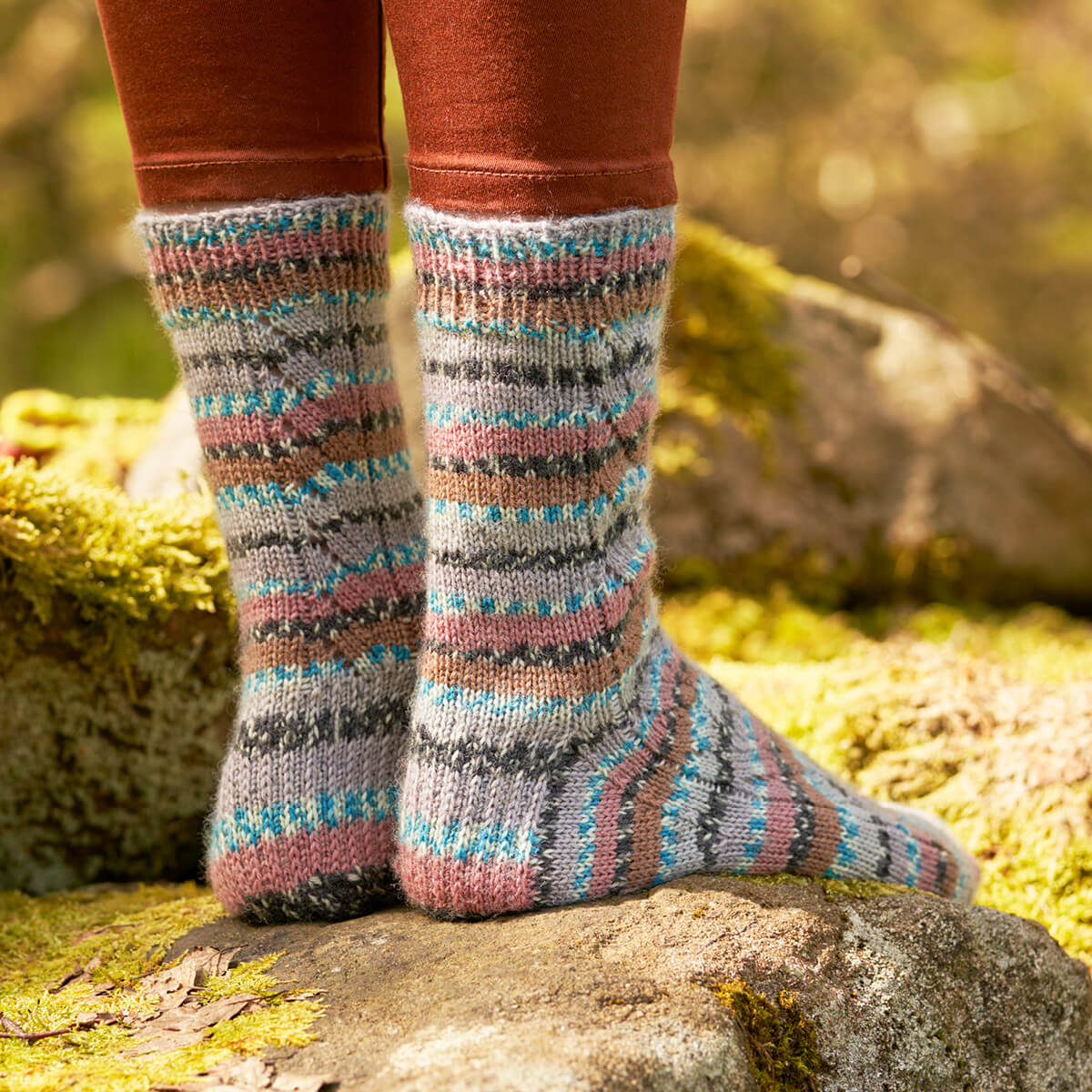 Free Sock Pattern: The Riverbank Socks – The Knit Yorker
