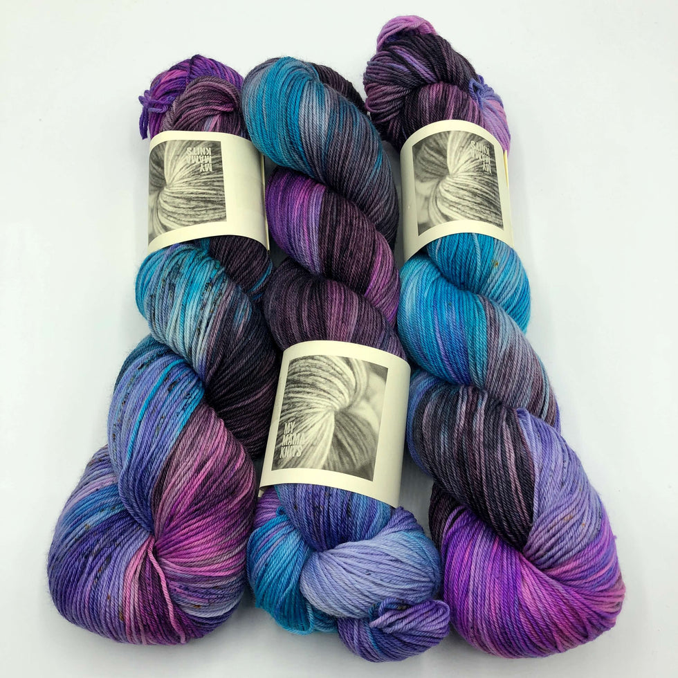 free knitting pattern for a simple side-to-side shawl the woolly brew ...